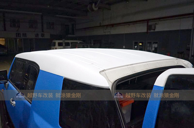丰田经典的越野车,兰德酷路泽车身防爆改装喷涂装甲涂层 香港和宝典宝典资料大全网站